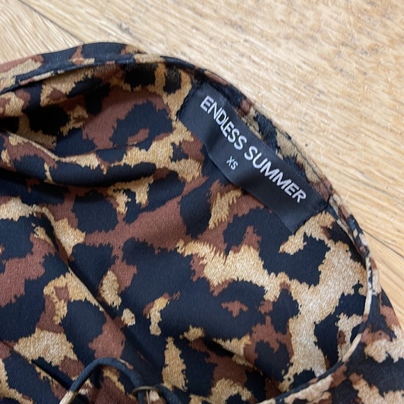 Shop RESA Harper Dress - Picture 4 of 4